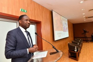 Présentation du 9ème rapport de la Banque Mondiale sur la situation économique: le Ministre SANGAFOWA conduit la délégation ivoirienne